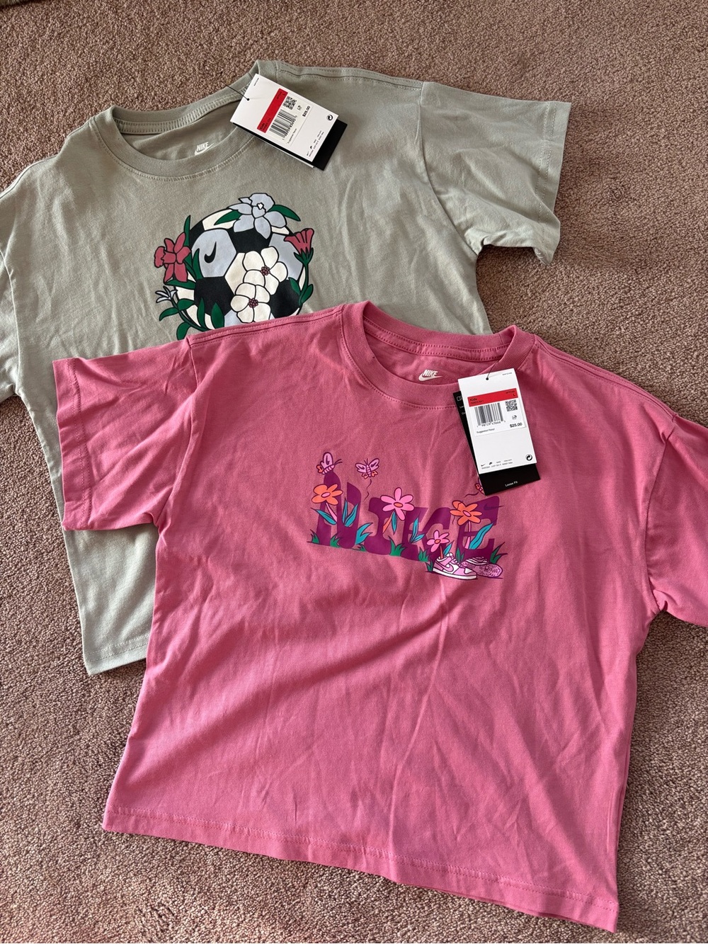 Nike Kids Girls set of 2 Floral Athletic Sport Short-Sleeve T shirts large NWT